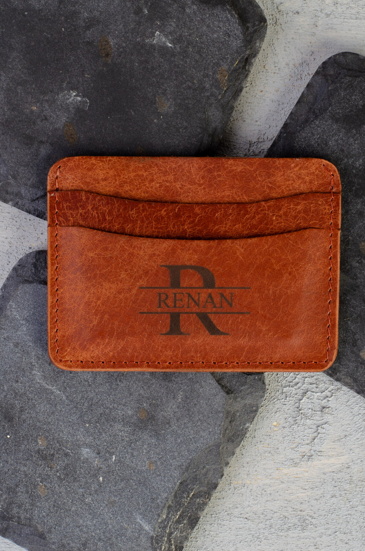 Kişiye Özel İsimli El Yapımı Hakiki Deri Kiremit Kartlık - Grain Minimal